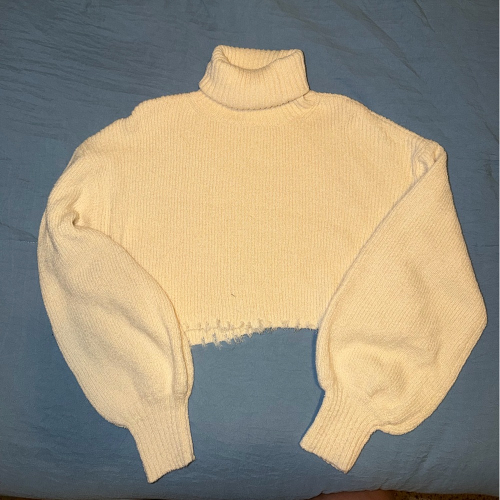 Elegant Cream Turtleneck Sweater